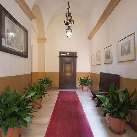 Lussuoso Appartamento Nel Cuore Del Centro Storico بولونيا المظهر الخارجي الصورة